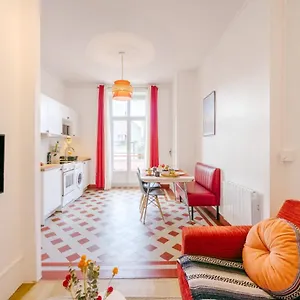 https://le-nid-dernest.hotels-rhonealpes.com